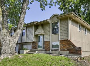 2016 NE 72nd Ter, Gladstone, MO 64118
