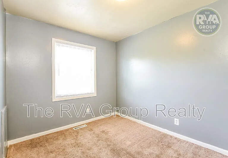 4111 Kinsley Ave — Photo 12