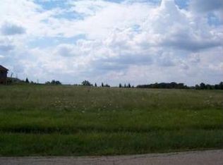 24375 W Big Oak Dr, Lake Villa, IL 60046