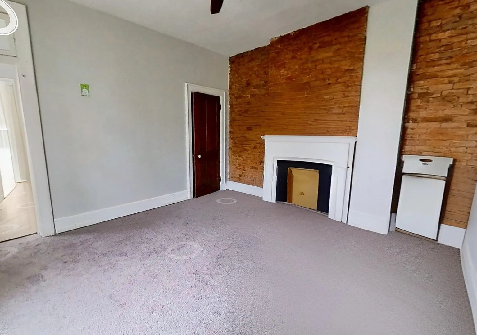 3 bed, 1.0 bath, 764 sqft, $1,750 — Photo 2