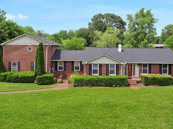 8218 Falmouth Ct