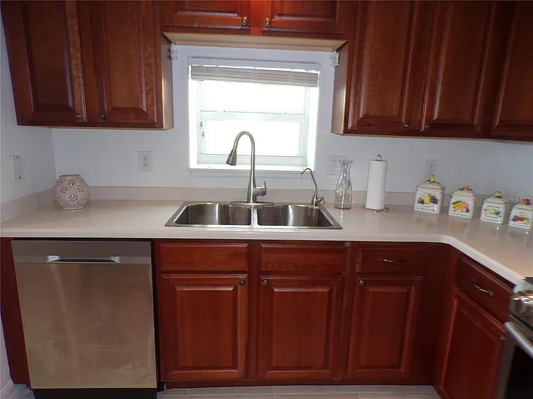 101 N Marion Ct #114 — Photo 12
