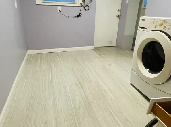 9 Corso Court image 8 of 19