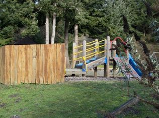 1644 Cherry St, Port Townsend, WA 98368