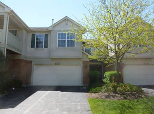 2230 Rockefeller Dr, Geneva, IL 60134