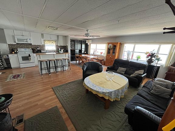 4th image of 13827 S Indian River Drive #41