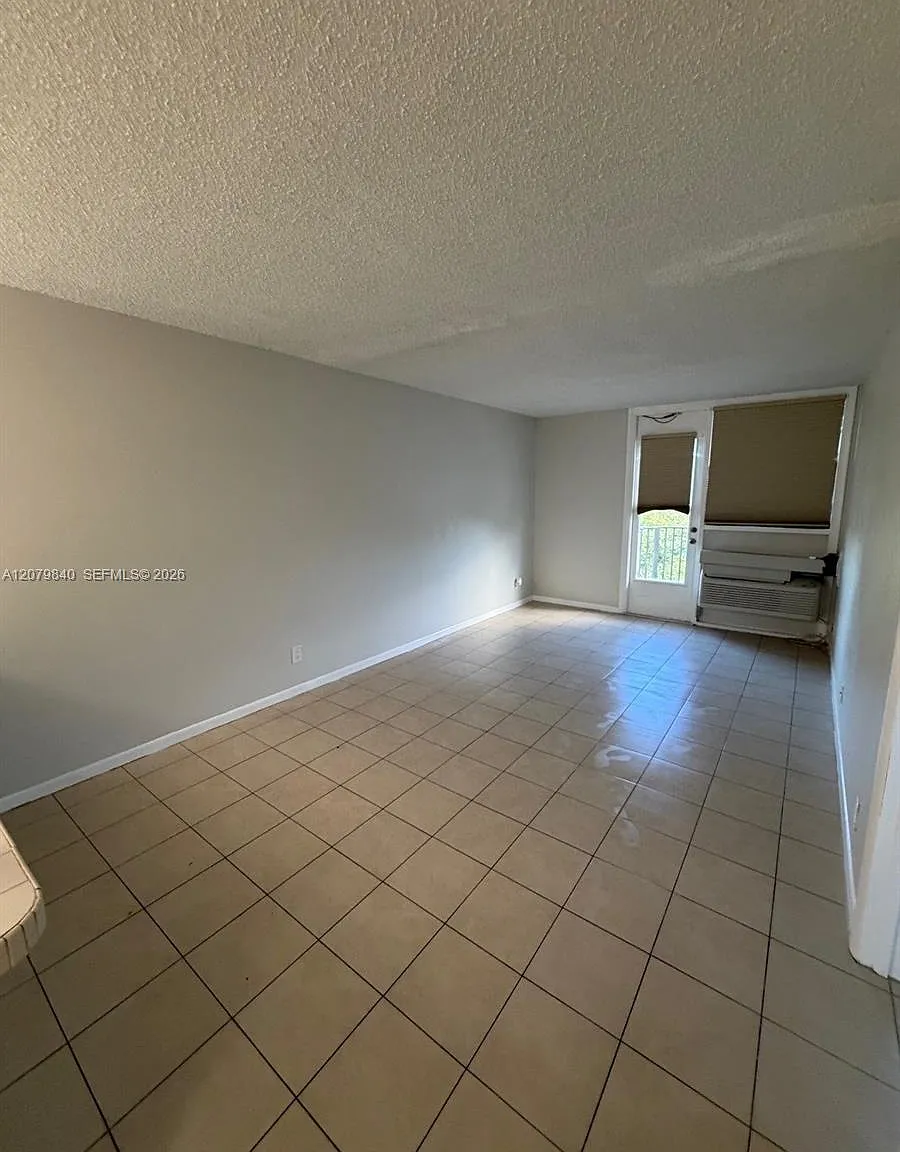 Coral Springs Tower Club — Photo 2