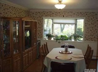 52 Norwood Rd, Northport, NY 11768