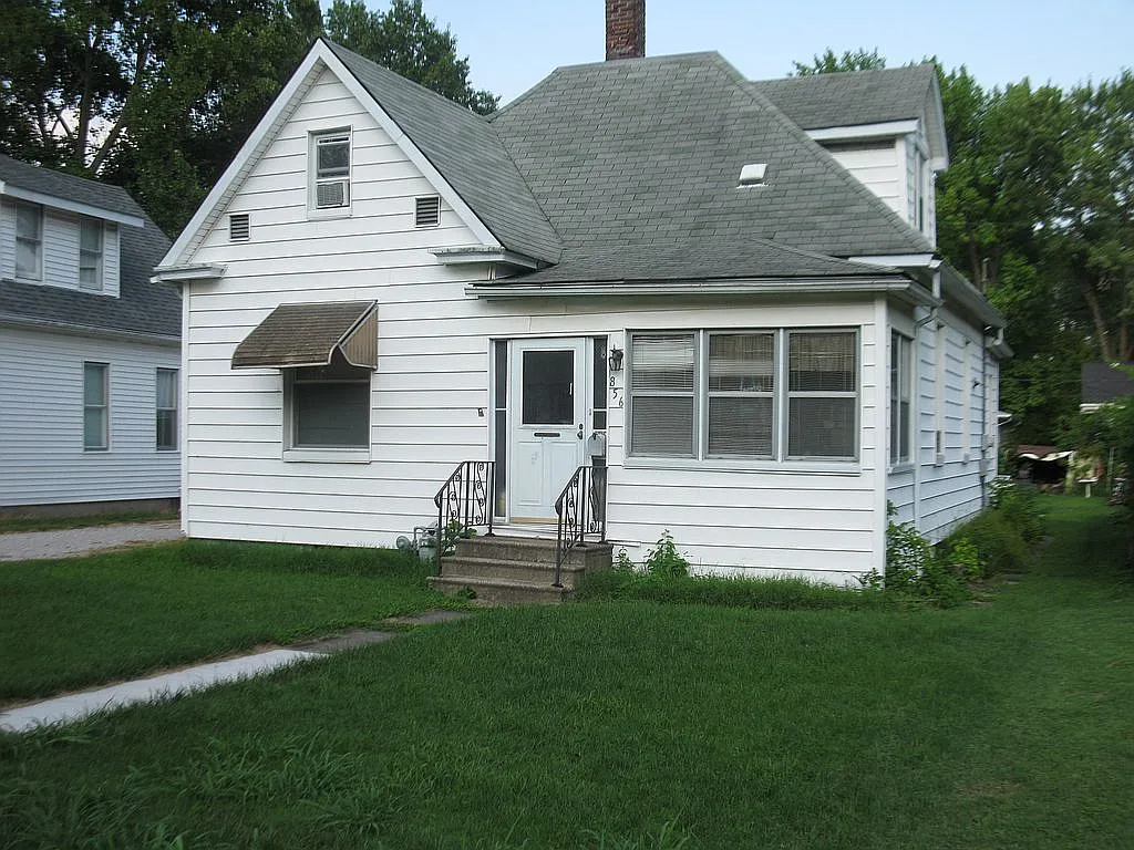856 Hale Ave photo 1