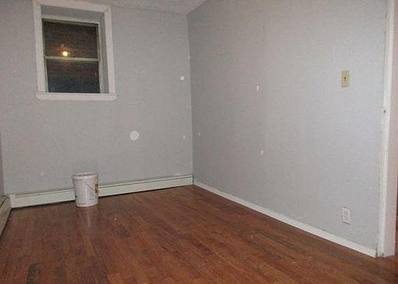 5th image of 722 E 228th St APT 2B