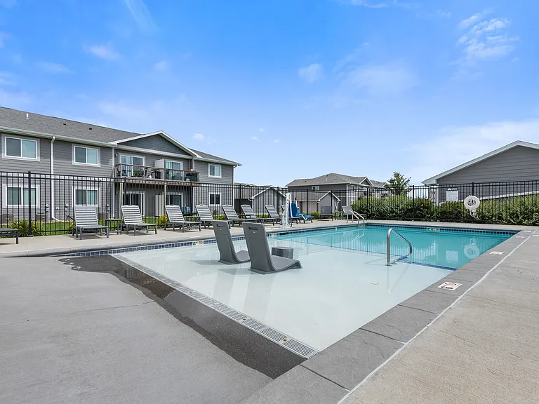 Sawyer Pointe — Photo 10