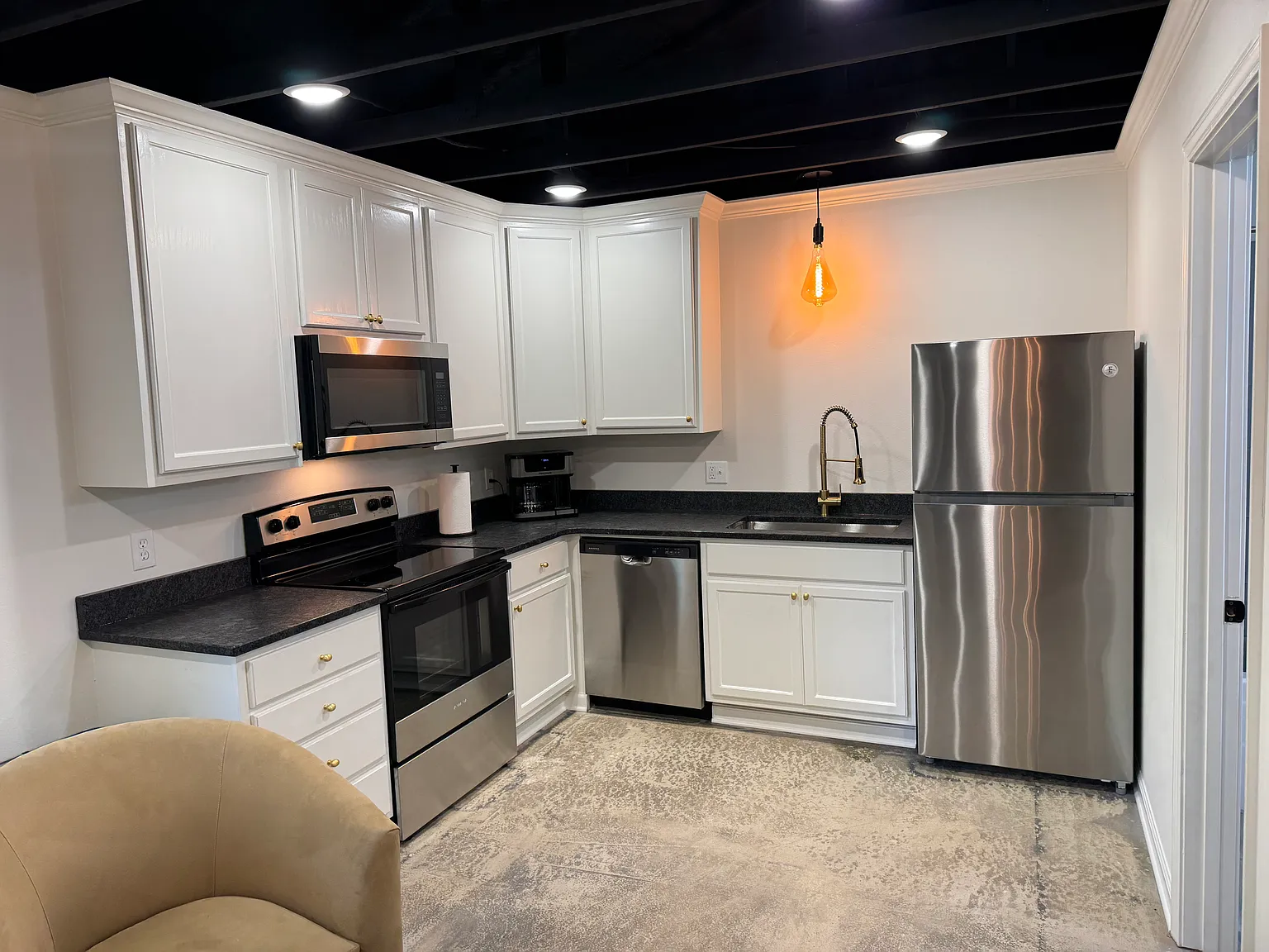 1 bed, $1,500 — Photo 3