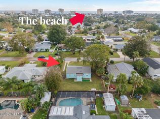 1012 N 9th St, Jacksonville Beach, FL 32250