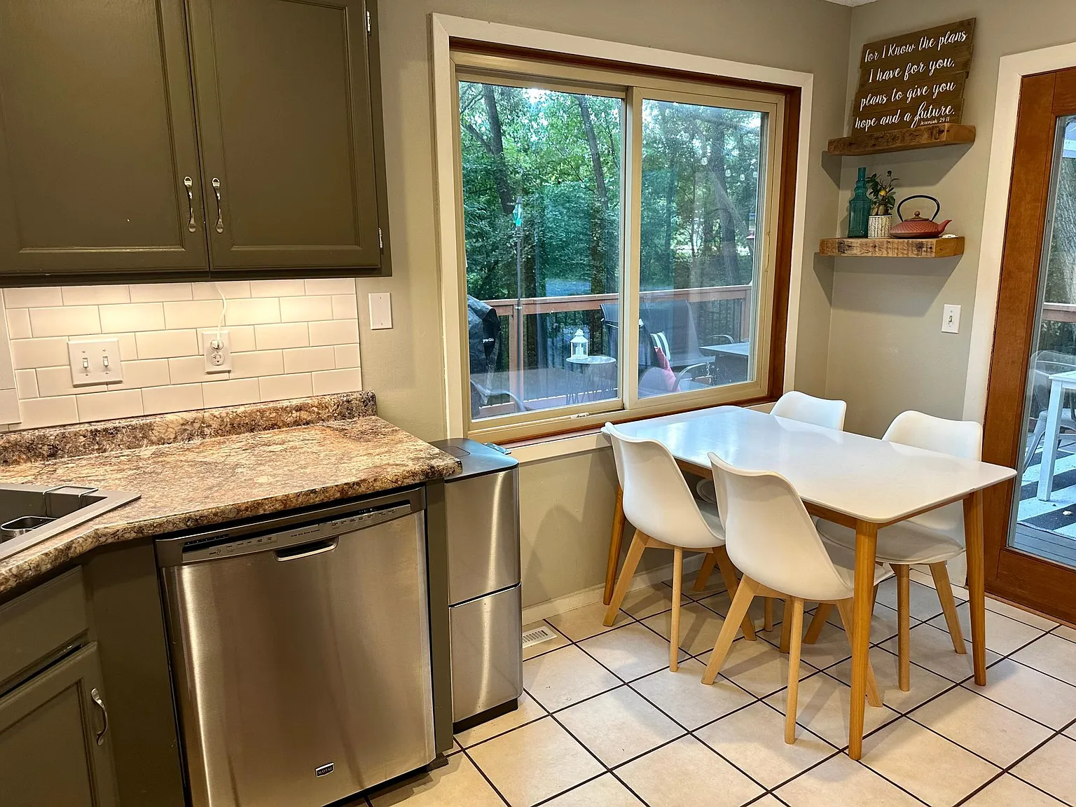 15385 Fairlawn Shores Trl SE — Photo 4