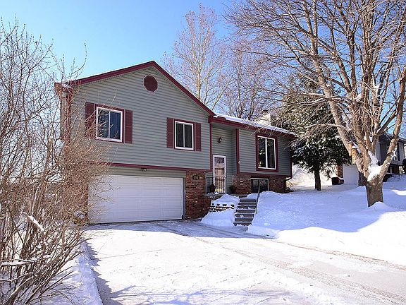 2nd image of 3711 Lookingglass Dr