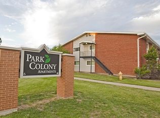 9280 Senate Dr APT 2D, Des Plaines, IL 60016