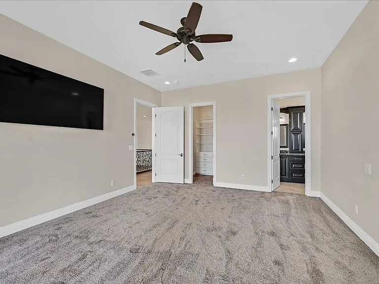 5790 Aspen Falls Cir — Photo 36