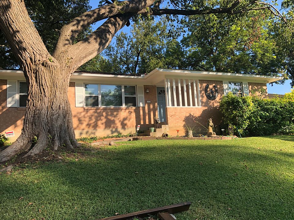 1st image of 9724 Bluff Dale Dr
