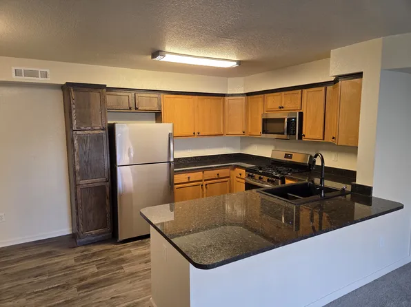 2611 E 15th St #101, Casper, WY 82609
