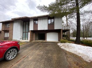 41 S Cedar St, Oberlin, OH 44074