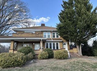 891 Haywood Rd APT 5, Asheville, NC 28806