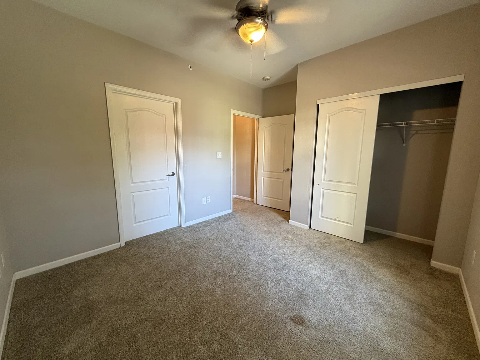 12913 Tradd Street - 2B — Photo 3
