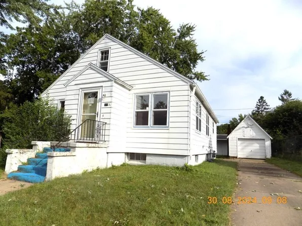 738 Gilbert St, Eau Claire, WI 54703