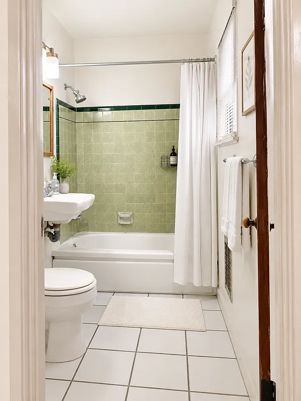 1 bed, 1.0 bath, 650 sqft, $2,395 — Photo 3