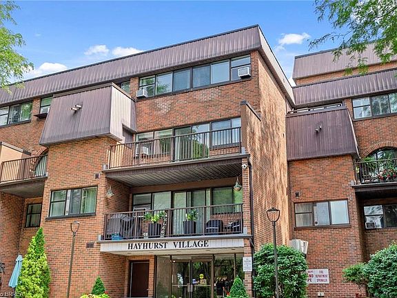 2nd image of 36 Hayhurst Rd #301