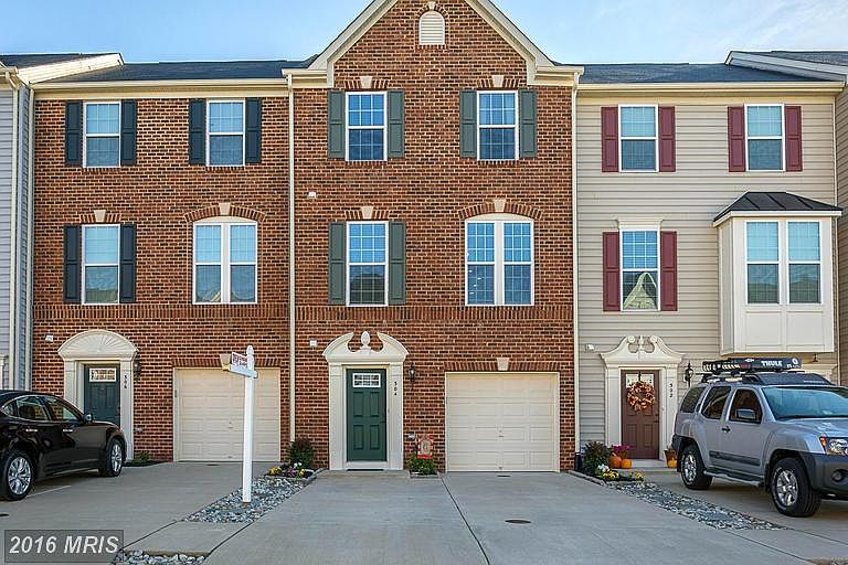1st image of 304 Spring Park Ln