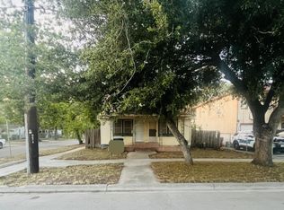 1724 Craig St, Corpus Christi, TX 78404