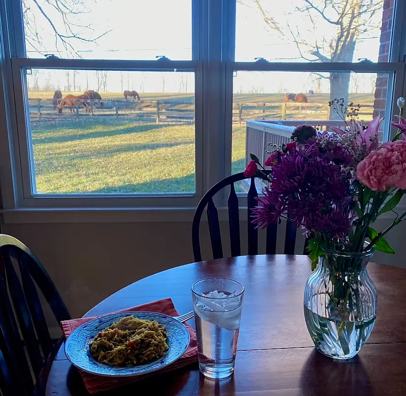 5 bed, 2600 sqft, $2,350 — Photo 4