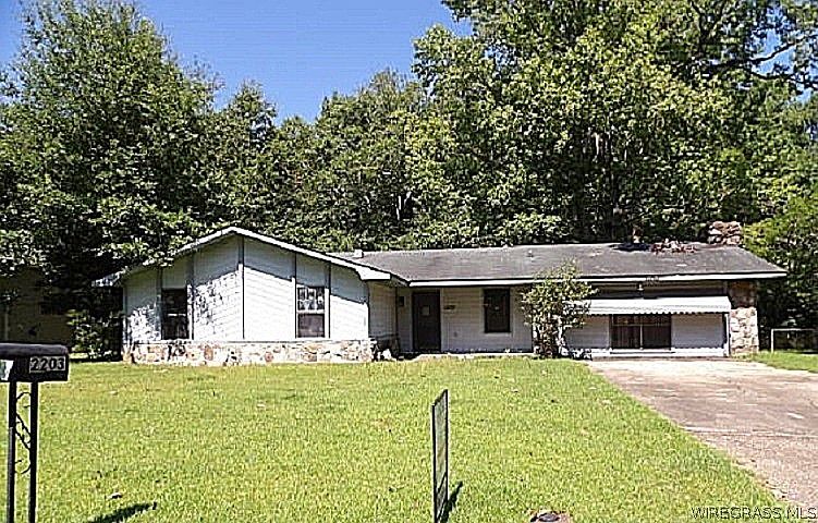 1st image of 2203 Aberdeen Rd