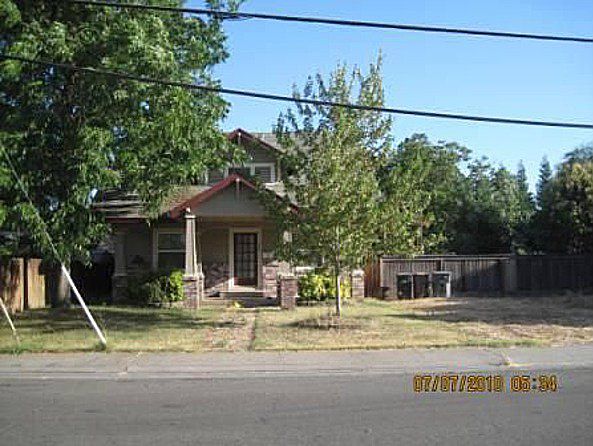 1st image of 8936 Sierra St
