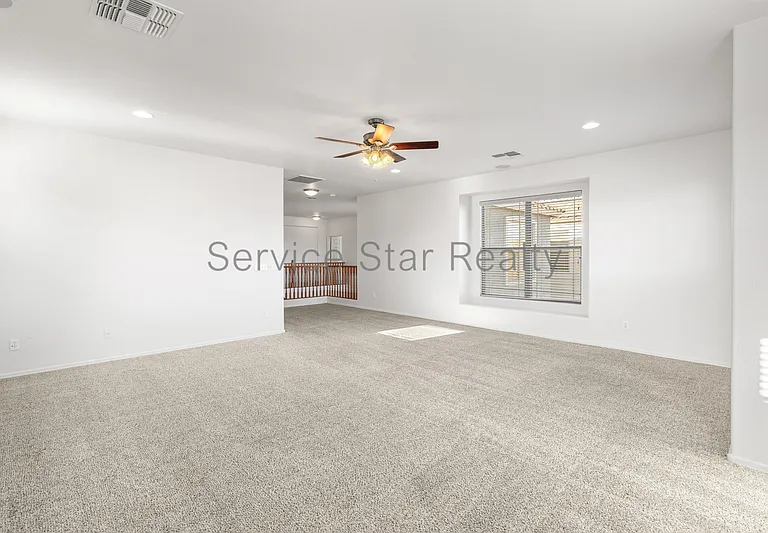 10122 W Albeniz Pl — Photo 18