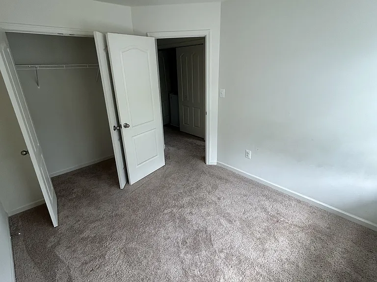 164 Scotch Pine Dr #1 — Photo 11