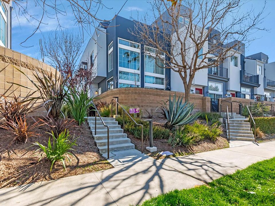 1st image of 5350 Playa Vista Dr #29