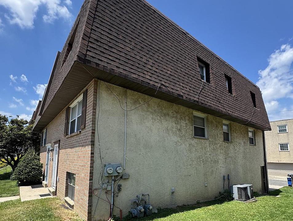 2nd image of 2405 David Dr