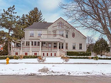 27 S Park Ave Fond Du Lac Wi 54935 Zillow