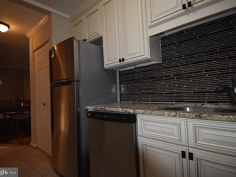 801 N Pitt St #1410 — Photo 8