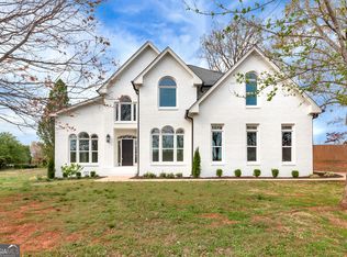 4221 Willow Oak Dr, Gainesville, GA 30506