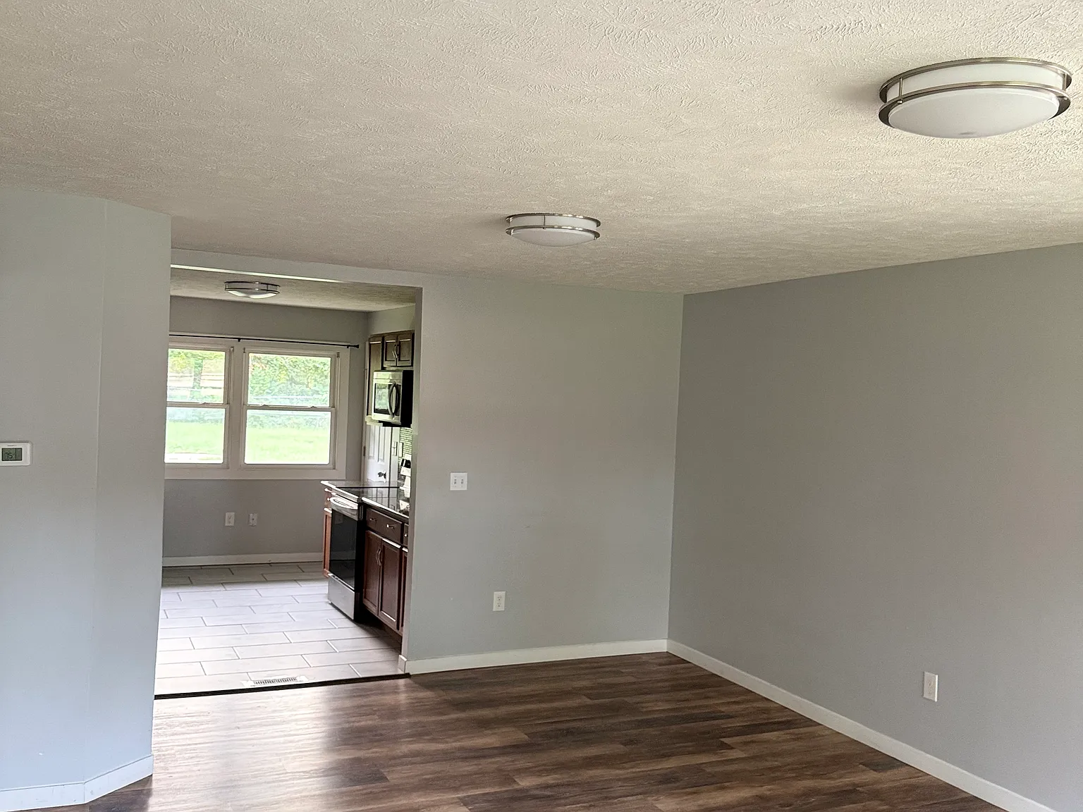 3 bed, 1500 sqft, $1,850 — Photo 3