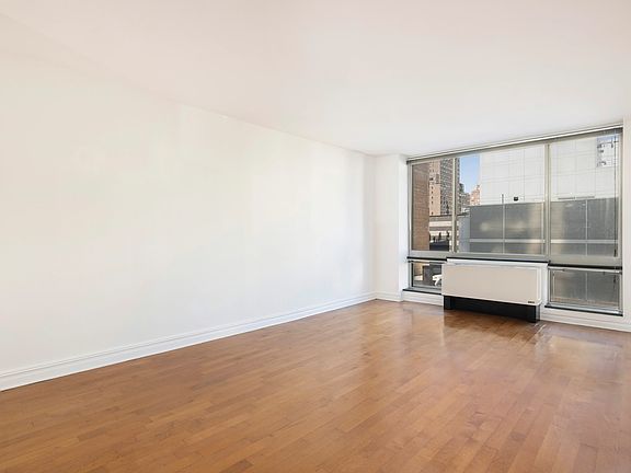 2nd image of 401 E 60th St APT 6G