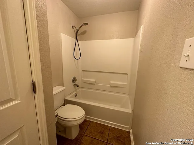 2111 Red Rock Xing — Photo 23