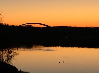 105 Schermerhorn Rd, Cohoes, NY 12047