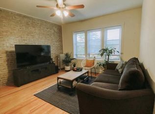 2325 W Wilson Ave #3, Chicago, IL 60625