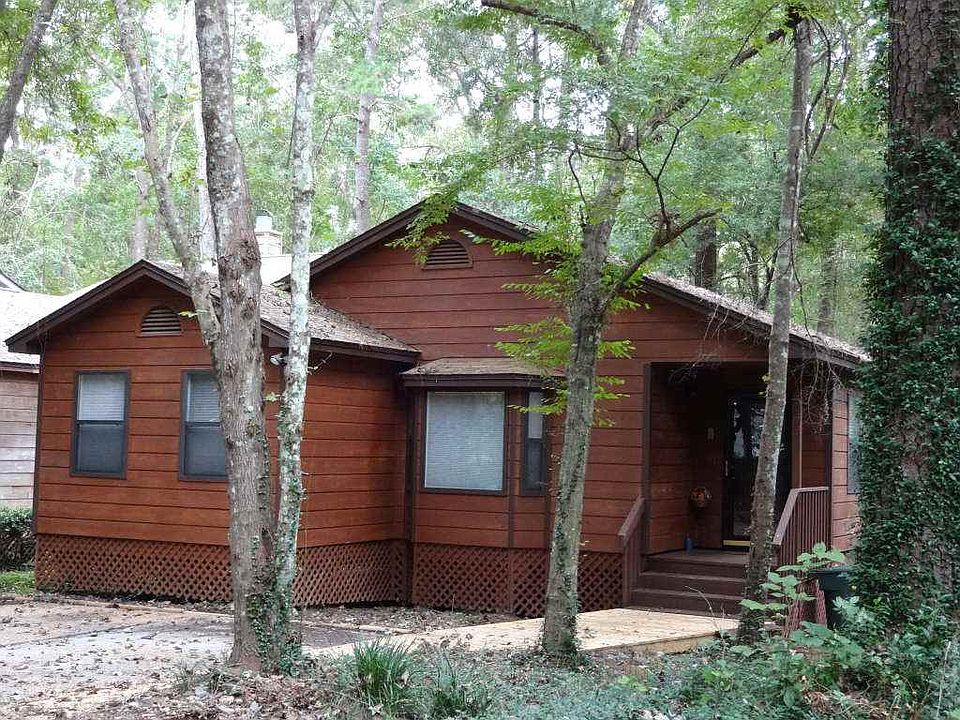 1st image of 1675 Silverwood Dr