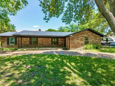 500 E Sherman St, Chico, TX, 76431