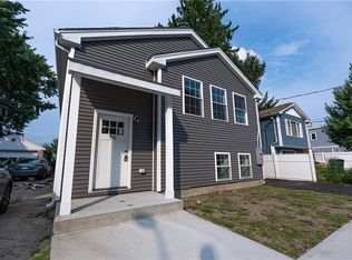 70 Simmons St, Providence, RI 02909