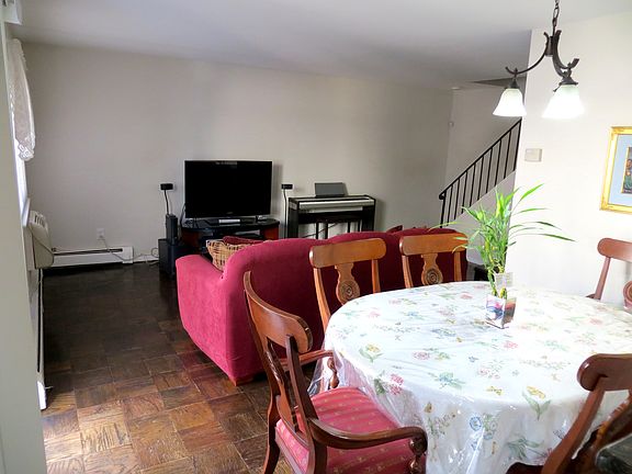5th image of 336 Central Park Ave APT J6